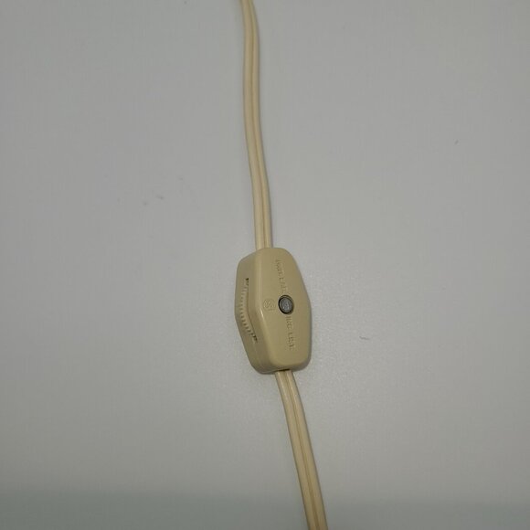 Rare Vintage Hand Painted Porcelain Mouse Night Lite Portable Lamp - Picture 7 of 9